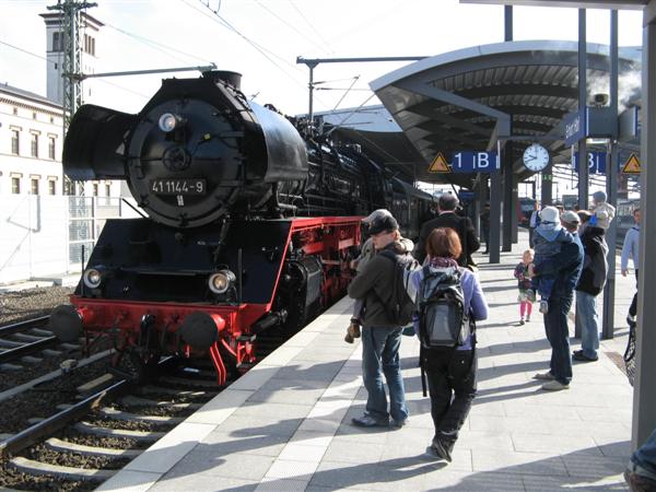 Halt in Erfurt Hbf, ©Stefan Scholz